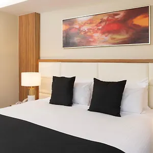 Hotel Diana Woolloongabba, Brisbane