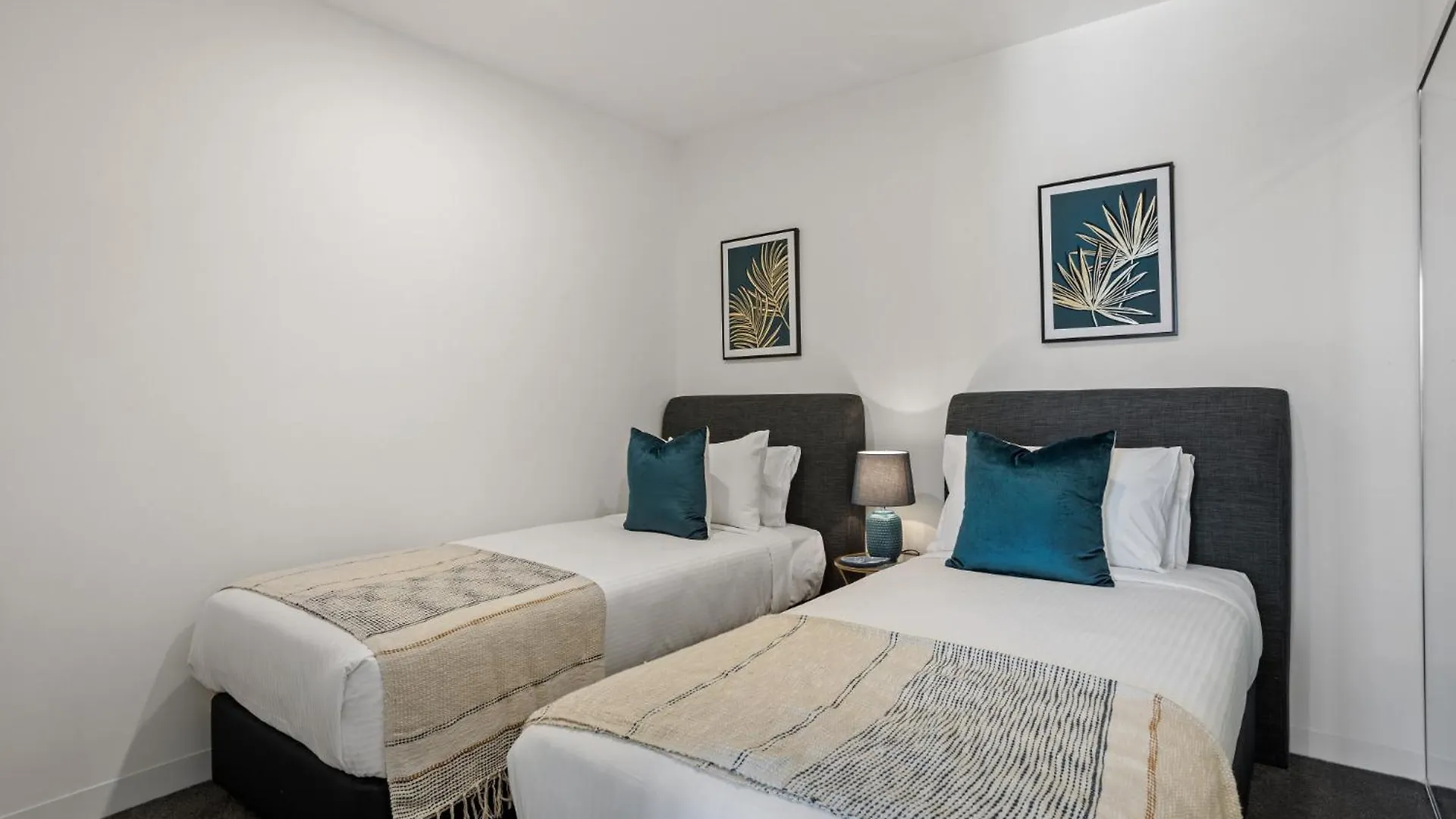 Apartment Executive 2-Bed With Stadium View, Great Amenities Brisbane